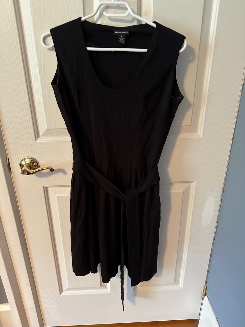 Club Monaco Black Scoop-Neck Sleeveless Tie-Waist Dress